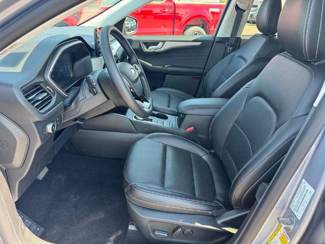 Certified 2022 Ford Escape SEL w/ Technology Package AWD/4WD image 8