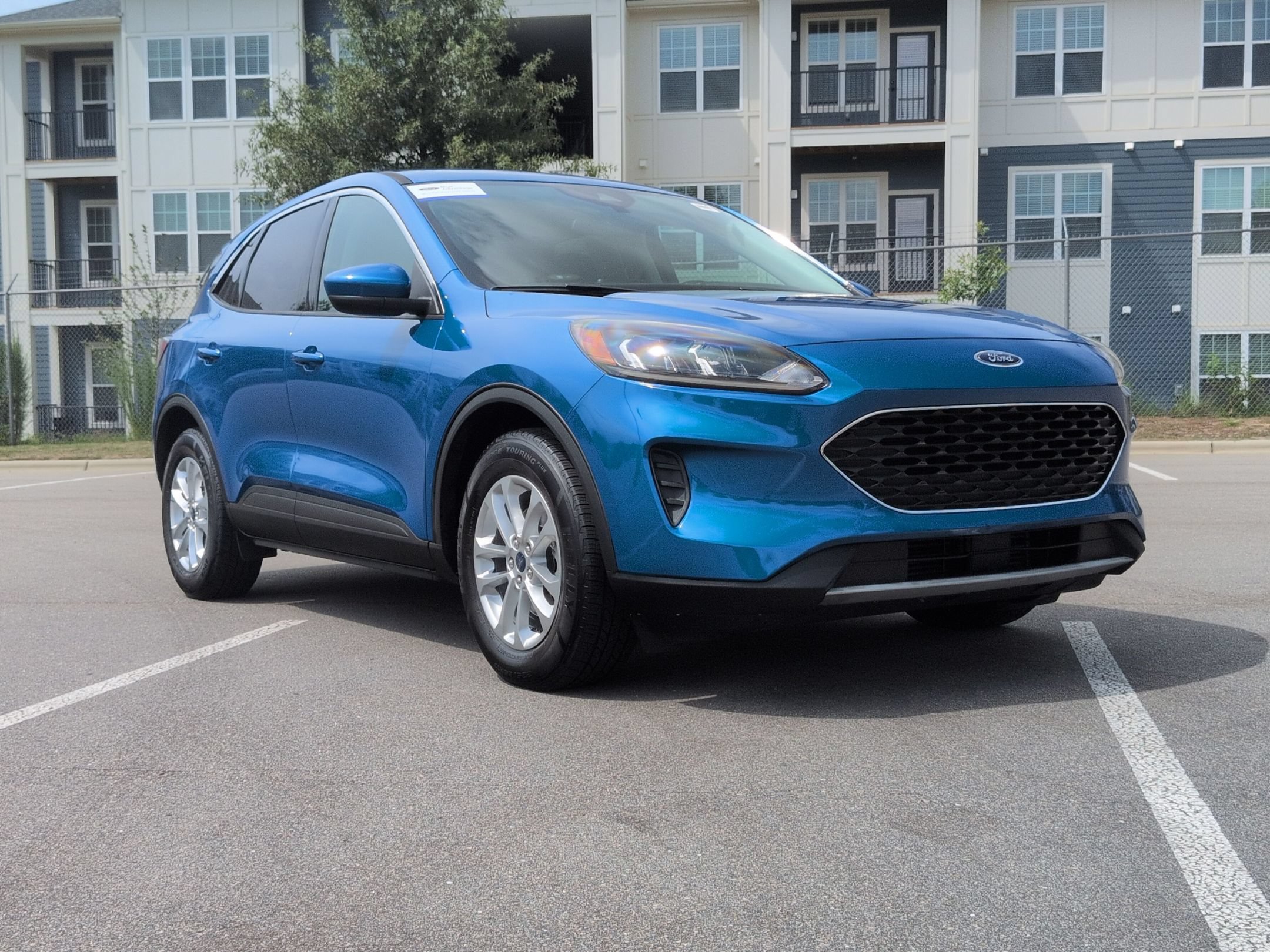 Certified 2021 Ford Escape SE w/ Convenience Package FWD image 1