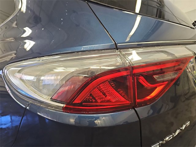 Used 2022 Buick Enclave Essence image 32