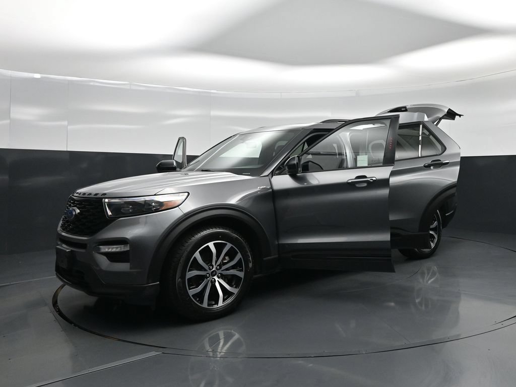 Certified 2023 Ford Explorer ST-Line w/ Class IV Trailer Tow Package RWD image 26
