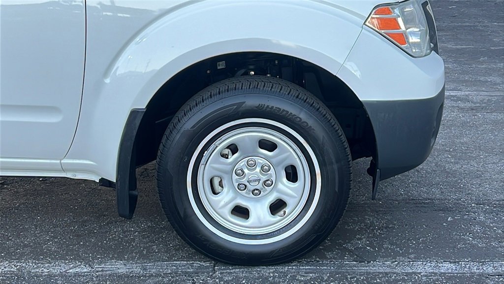Used 2019 Nissan Frontier S w/ Work Truck Package image 6