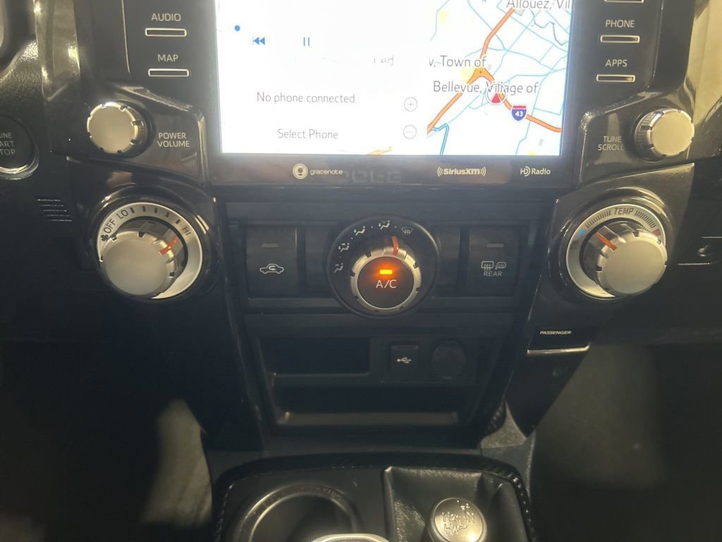 Used 2024 Toyota 4Runner TRD Off-Road Premium image 20