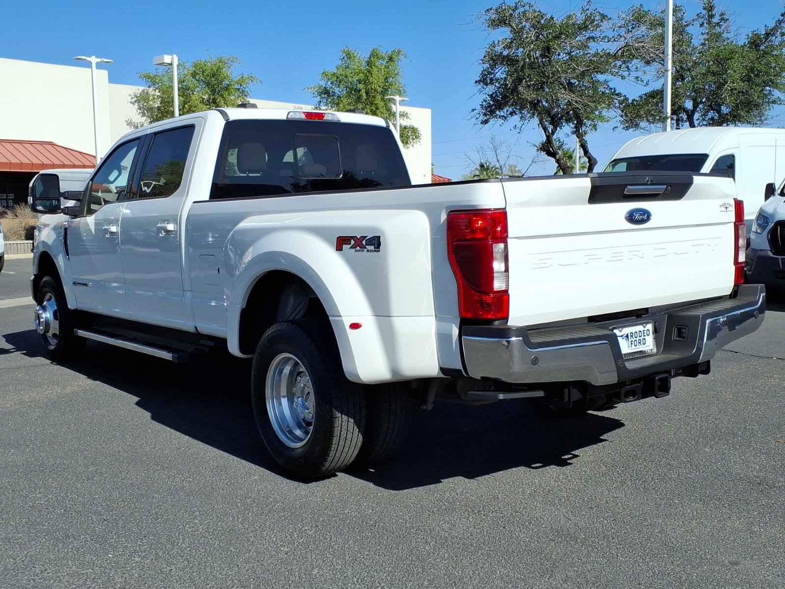 Certified 2022 Ford F350 Lariat AWD/4WD image 5