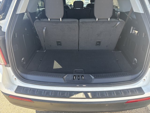 Certified 2024 Ford Explorer XLT AWD/4WD image 16