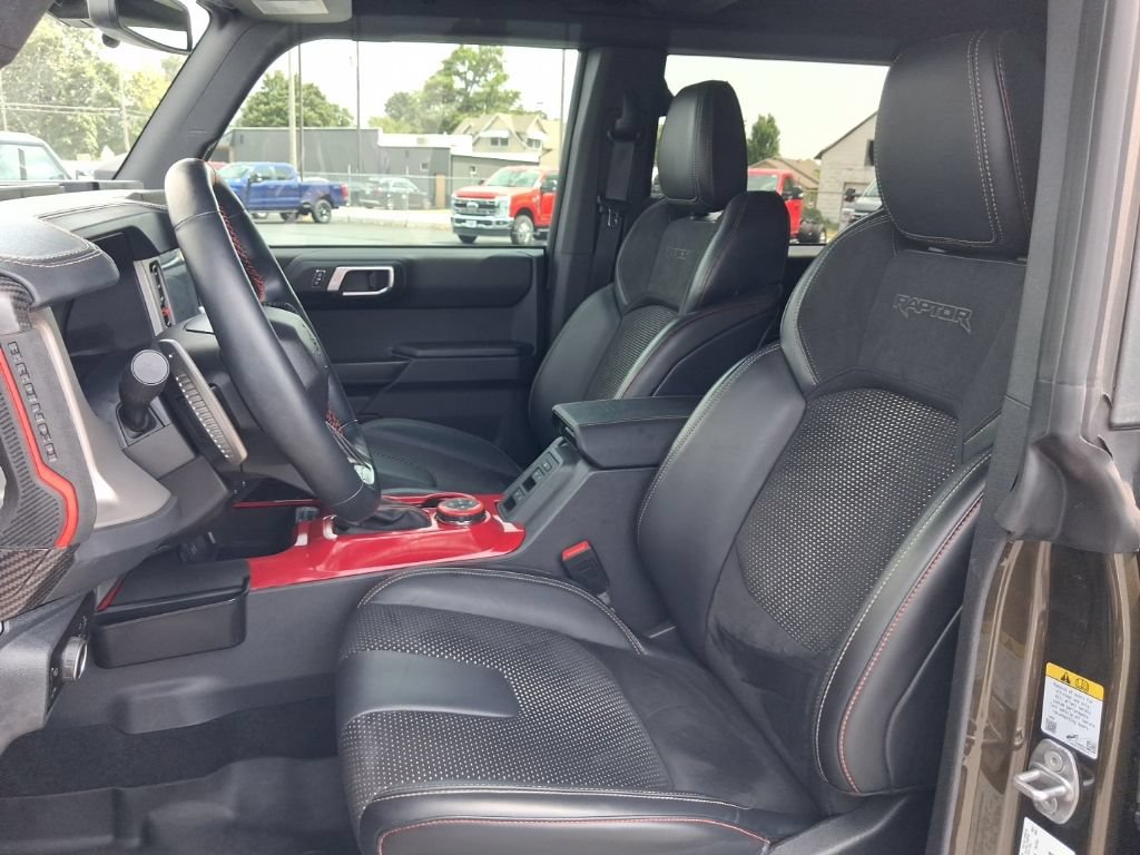 Certified 2024 Ford Bronco Raptor w/ Interior Carbon Fiber Pack 6 AWD/4WD image 3