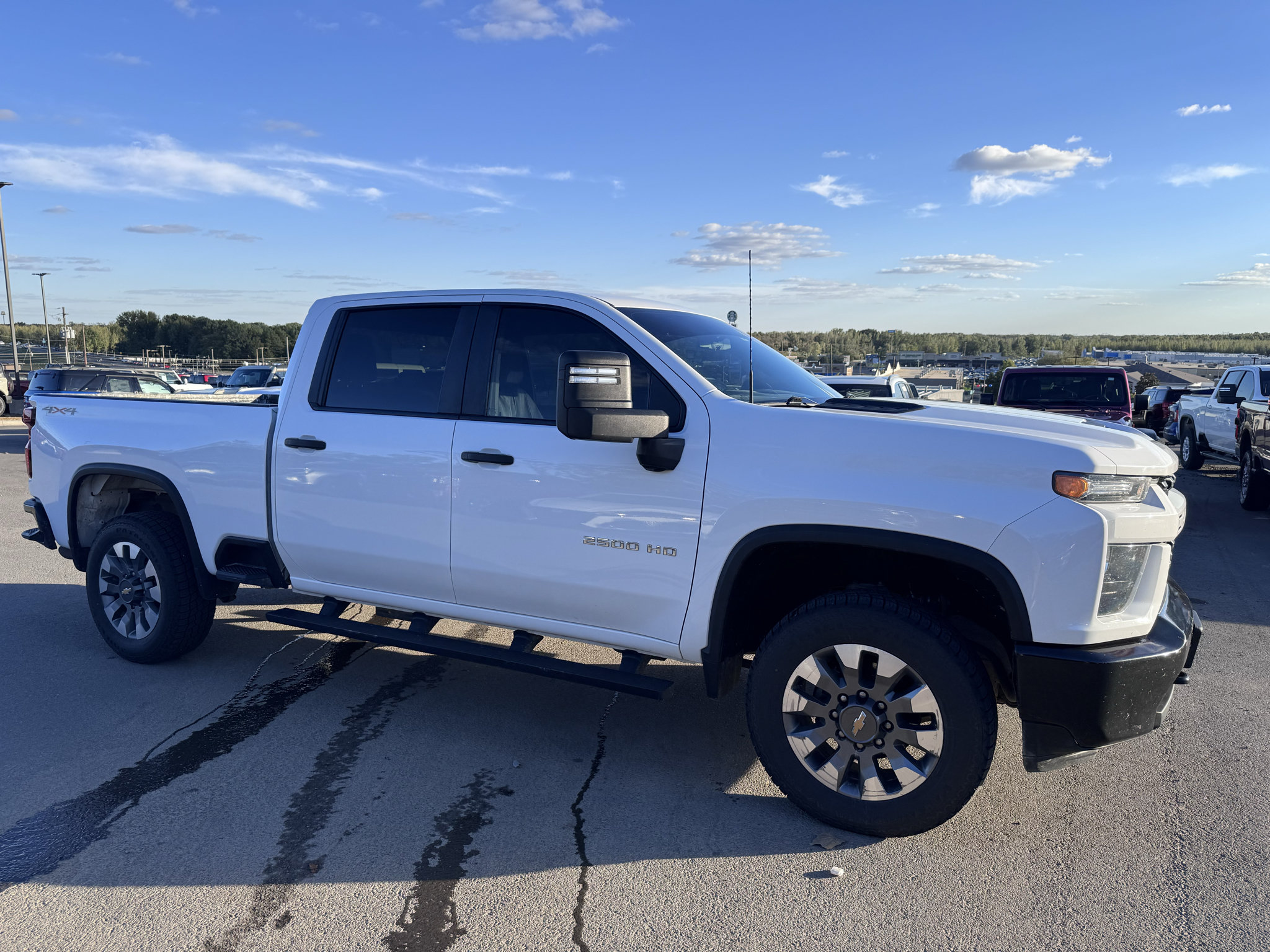 Used 2023 Chevrolet Silverado 2500 Custom w/ Custom Convenience Package AWD/4WD image 4