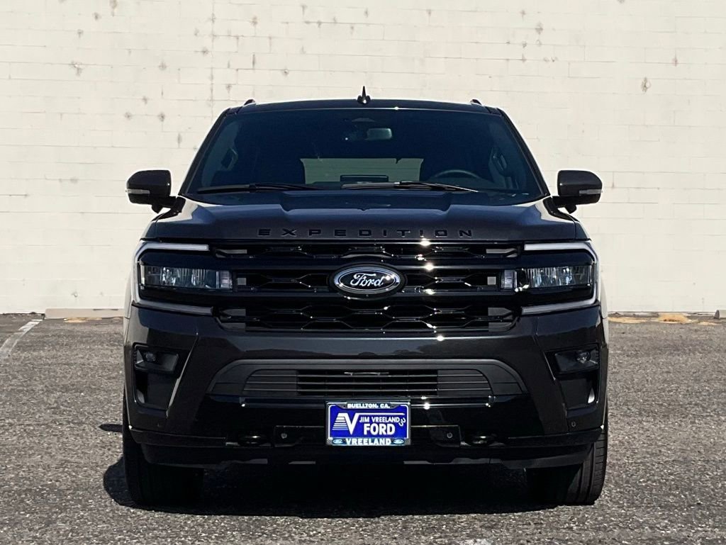 Certified 2024 Ford Expedition Limited image 17