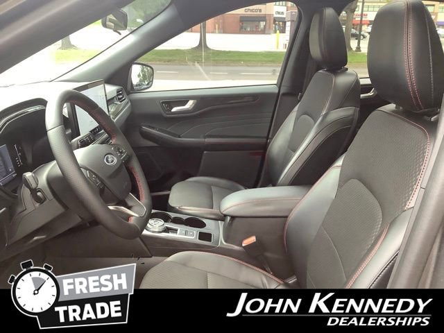 Certified 2023 Ford Escape ST-Line w/ Tech Pack #1 AWD/4WD image 11