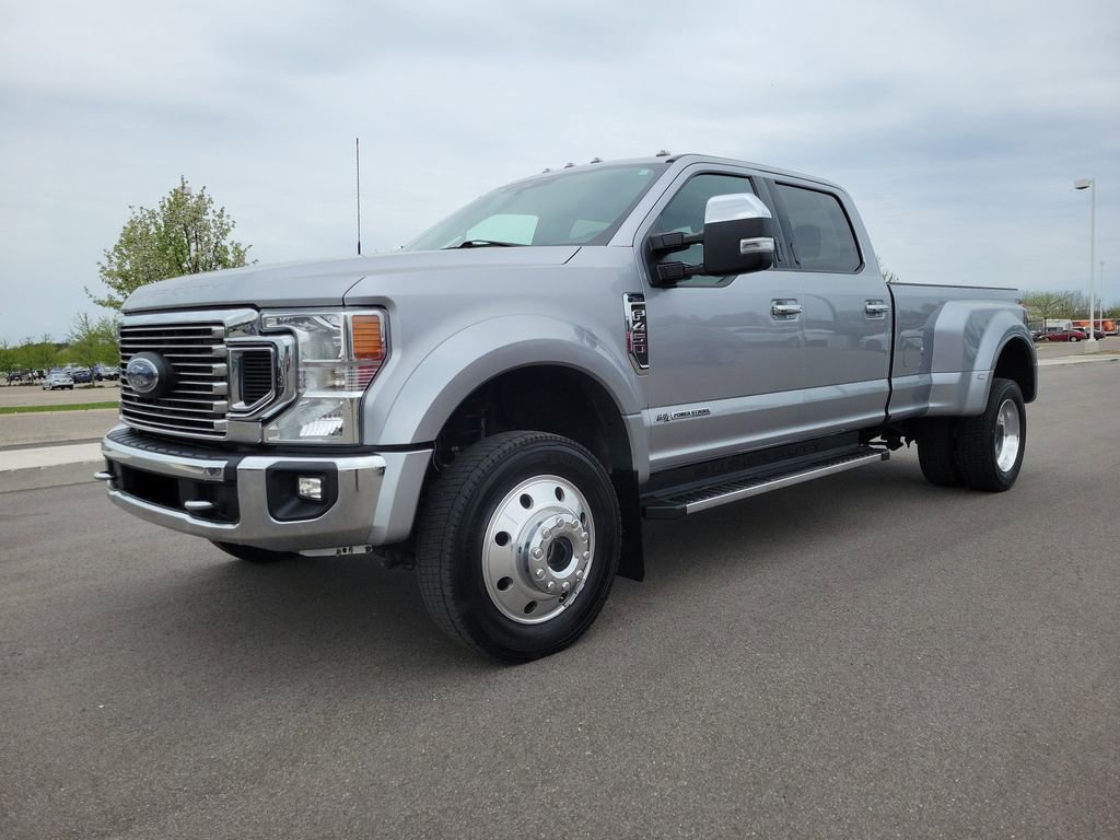 Certified 2022 Ford F450 XLT w/ XLT Premium Package AWD/4WD image 2