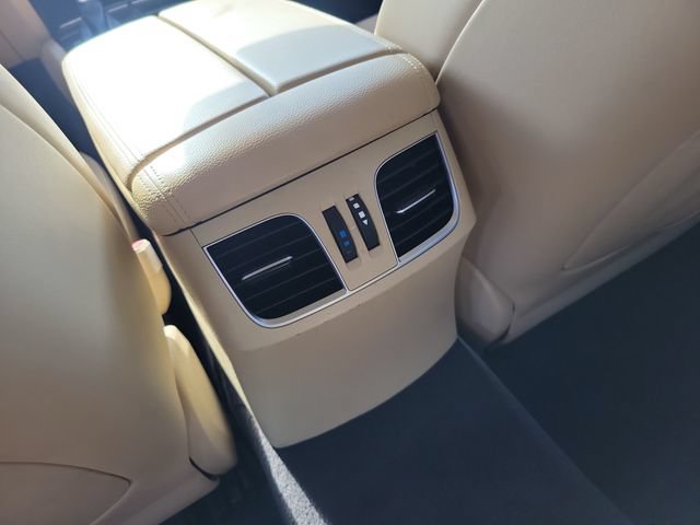 Used 2018 Genesis G80 3.8 w/ Option Group 02 RWD image 10