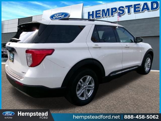 Certified 2022 Ford Explorer XLT w/ Equipment Group 202A AWD/4WD image 6