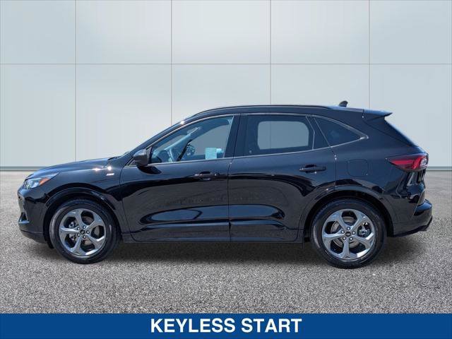 Certified 2023 Ford Escape ST-Line w/ Tech Pack #1 FWD image 2