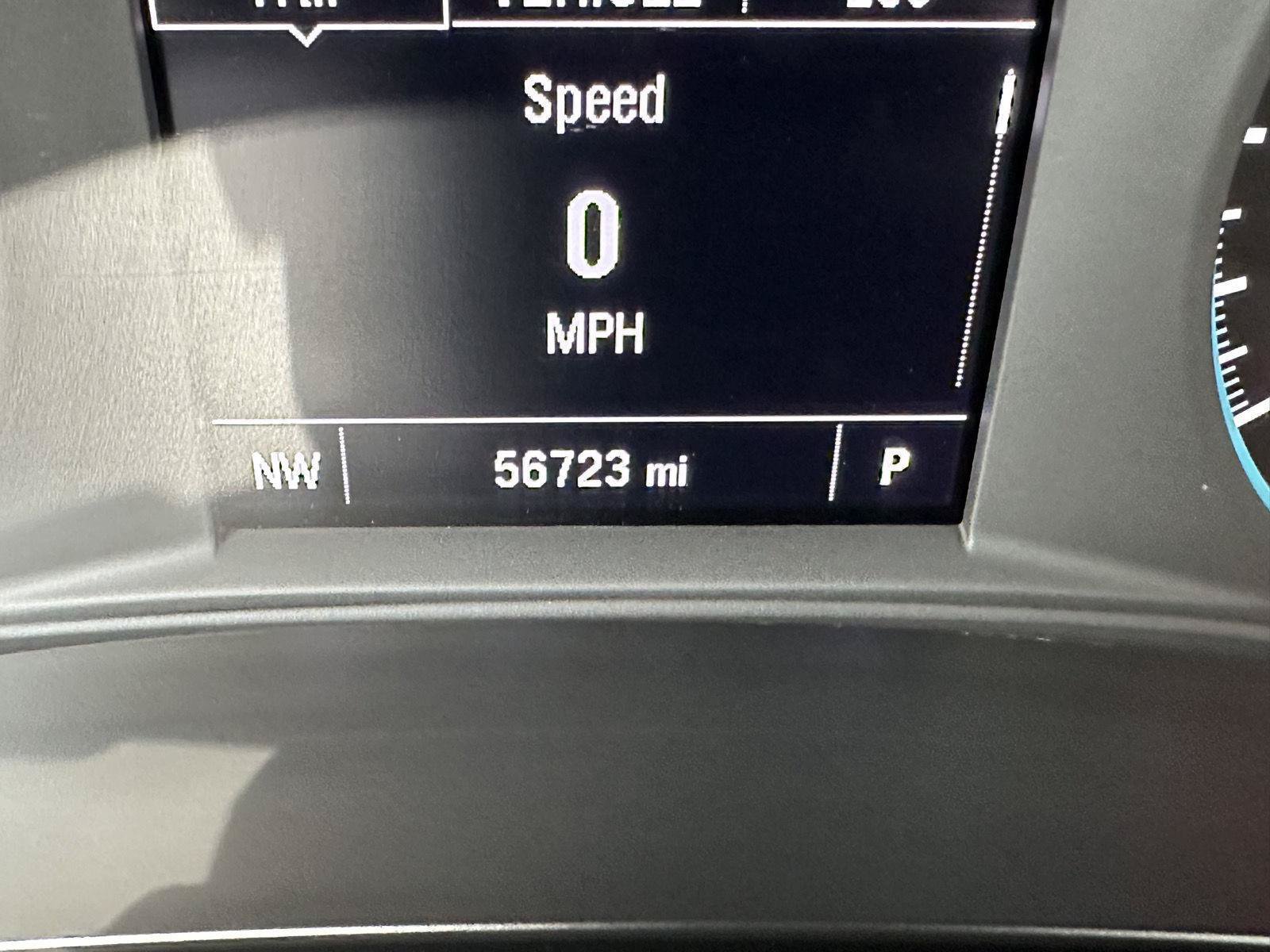 Used 2025 Chevrolet Malibu LT FWD image 3