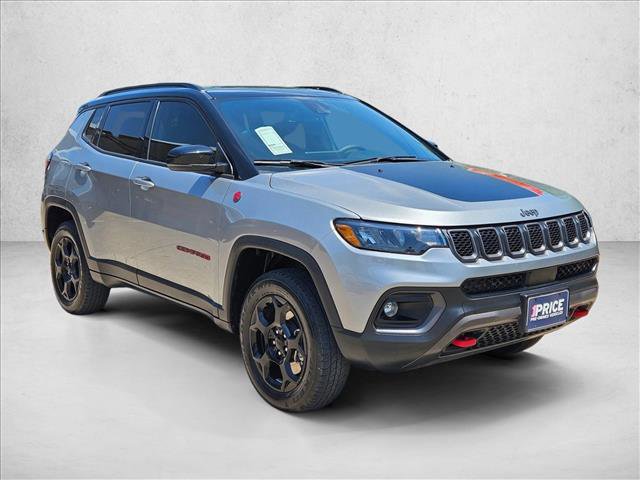 Used 2023 Jeep Compass Trailhawk w/ Sun and Sound Group AWD/4WD video 3