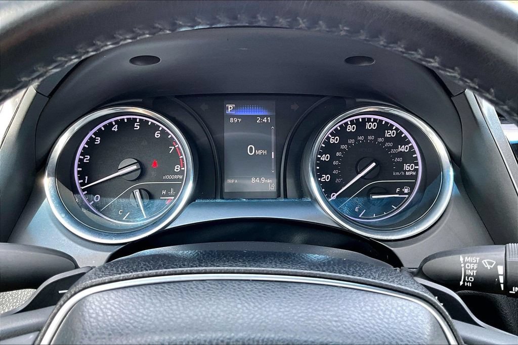Used 2019 Toyota Camry SE FWD image 19
