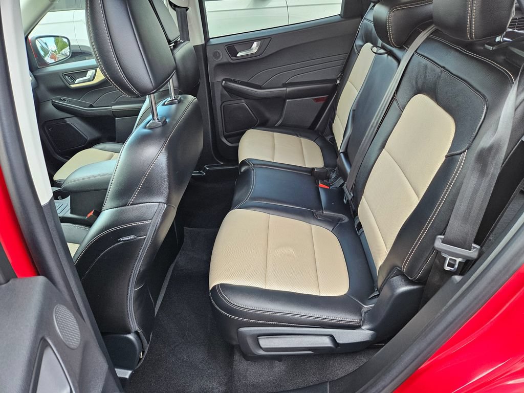 Certified 2021 Ford Escape Titanium w/ Titanium Elite Package AWD/4WD image 15