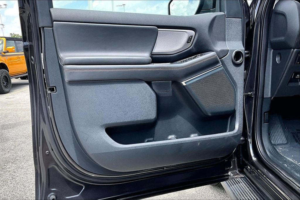 Certified 2025 Ford Expedition Max Active AWD/4WD image 22