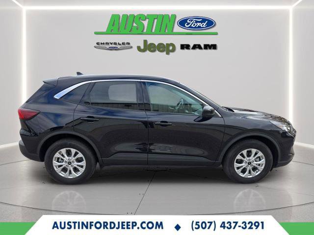 Certified 2023 Ford Escape Active w/ Tech Pack #2 image 2