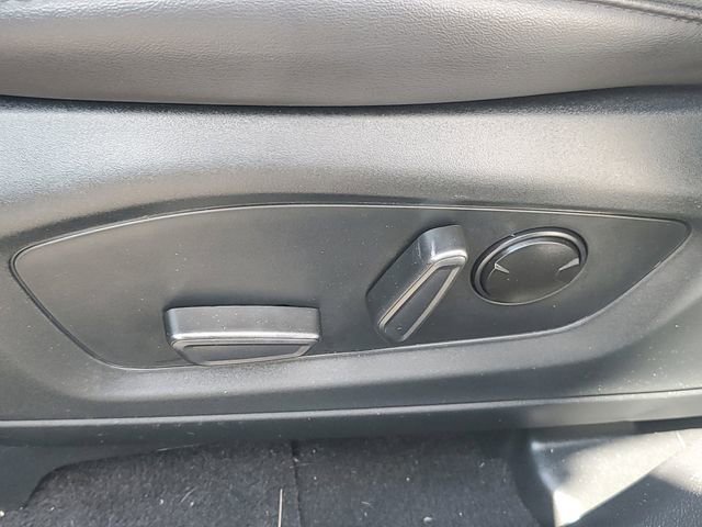 Certified 2024 Ford Explorer XLT w/ Equipment Group 202A image 13