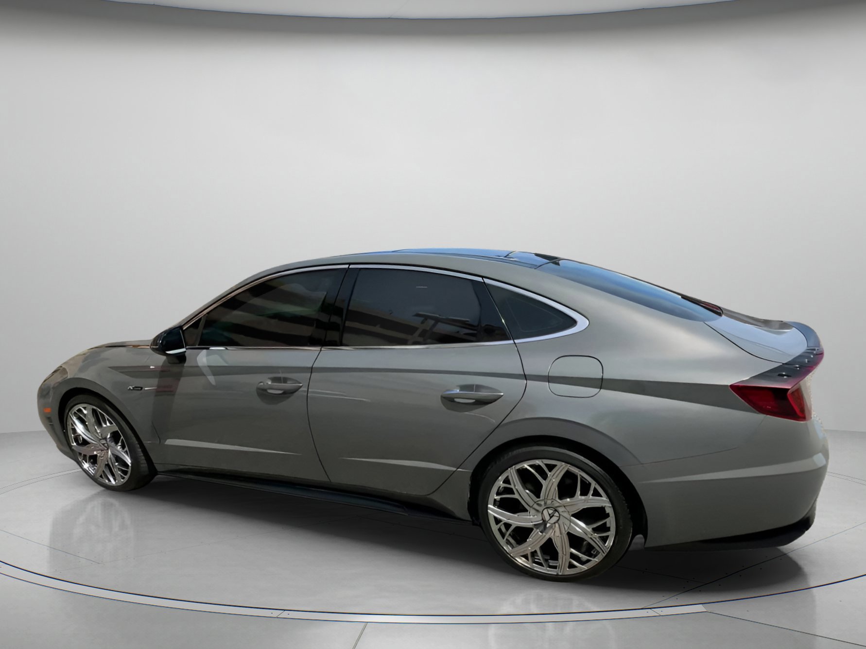 Used 2022 Hyundai Sonata N Line image 12