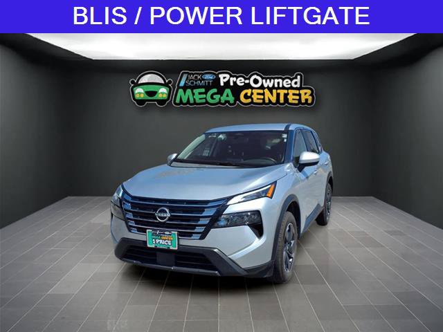 Used 2025 Nissan Rogue SV