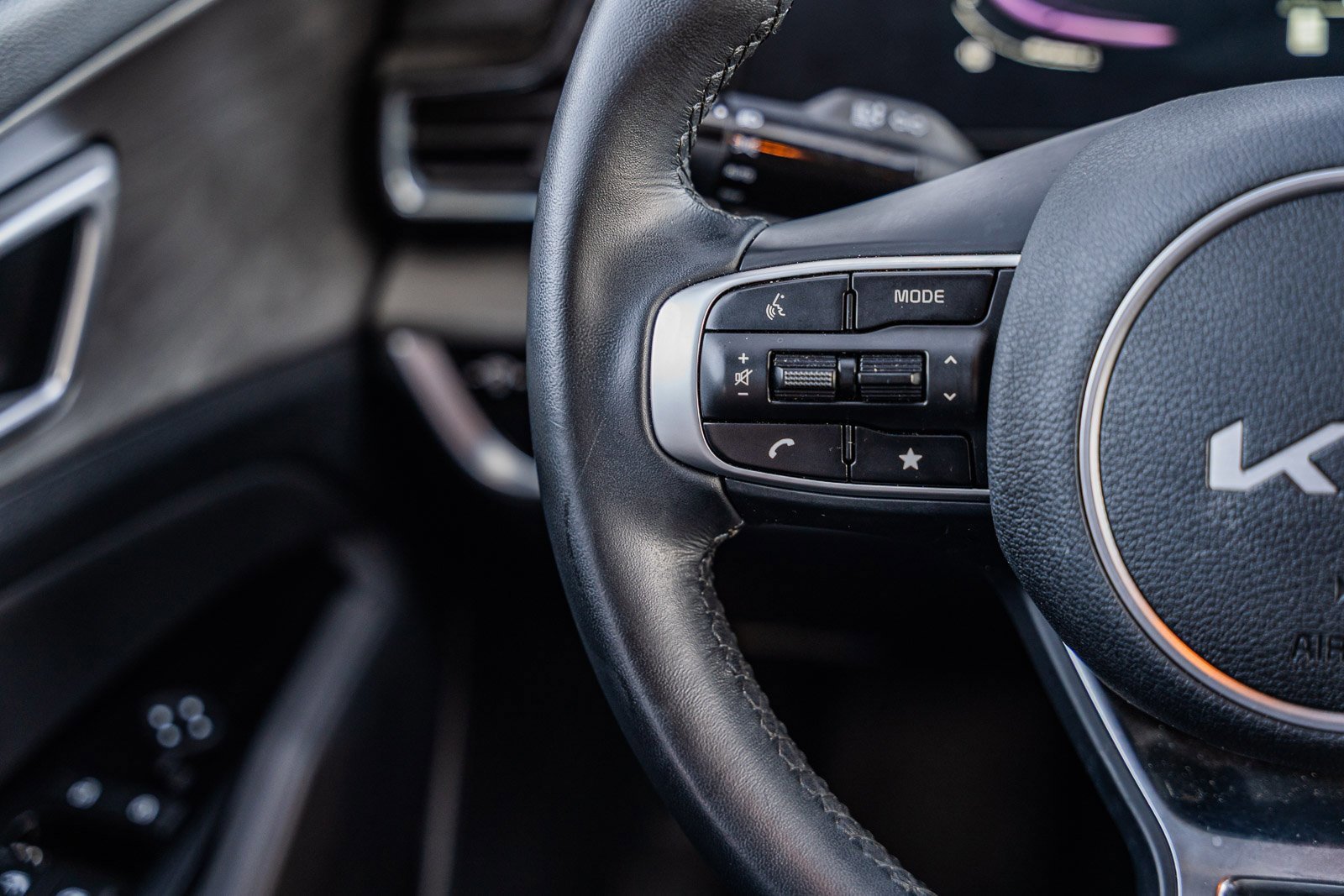 Used 2025 Kia Sportage X-Line image 28