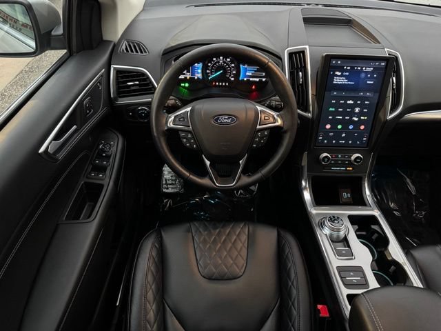 Certified 2024 Ford Edge Titanium w/ Equipment Group 301A AWD/4WD image 11