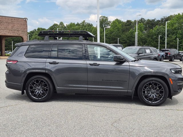 Used 2023 Jeep Grand Cherokee L Summit w/ Advanced Protech Group IV AWD/4WD image 3