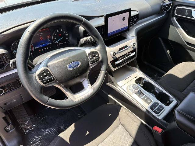 Certified 2023 Ford Explorer XLT RWD image 8