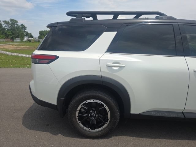 Used 2024 Nissan Pathfinder Rock Creek AWD/4WD image 7