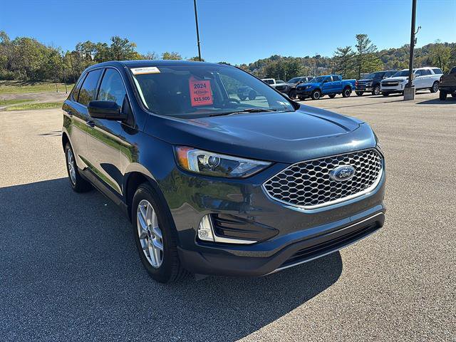 Certified 2024 Ford Edge SEL w/ Convenience Package AWD/4WD image 6