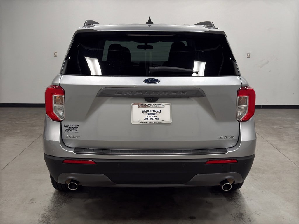 Certified 2021 Ford Explorer XLT w/ Equipment Group 202A image 7