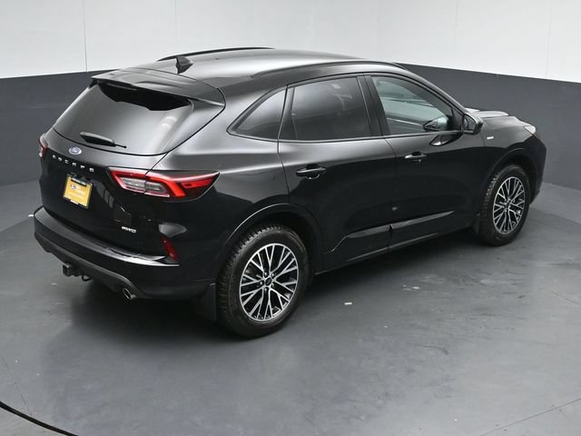 Certified 2024 Ford Escape ST-Line Select w/ Class II Trailer Tow Package AWD/4WD image 44