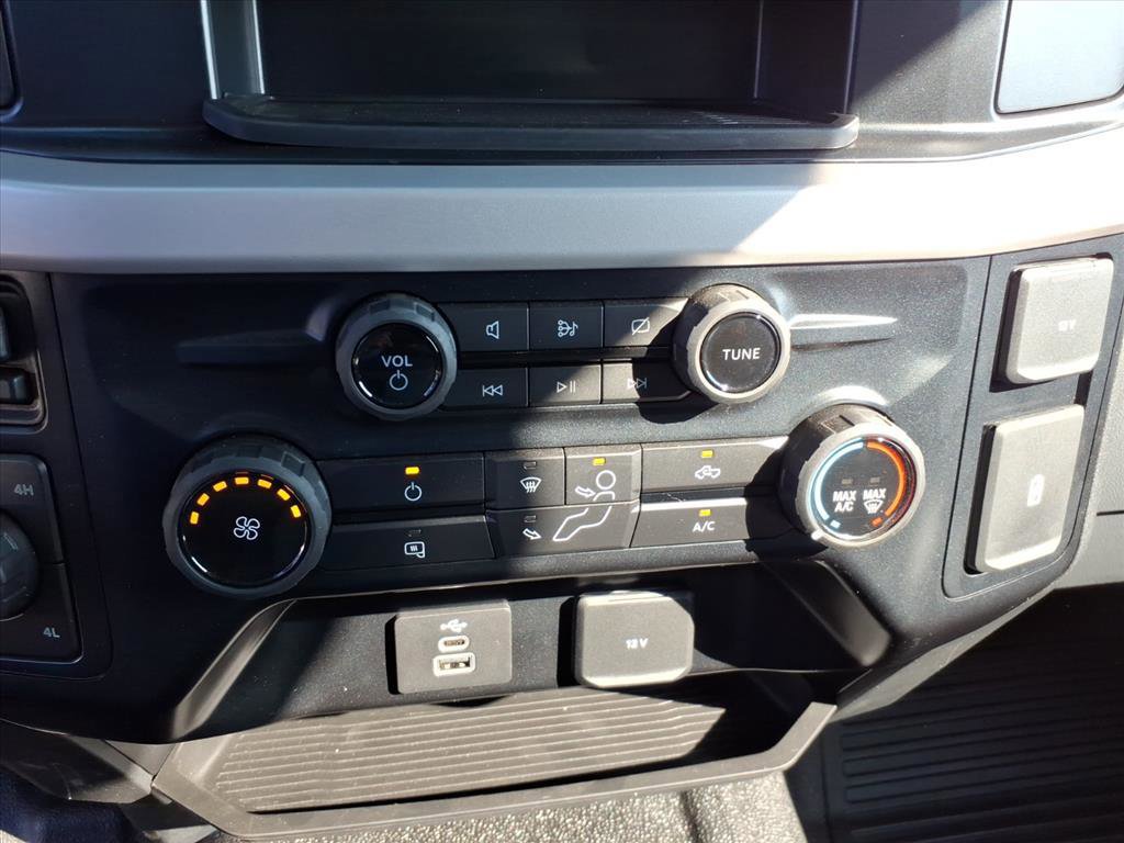 Certified 2023 Ford F550 4x4 Regular Cab Super Duty image 17