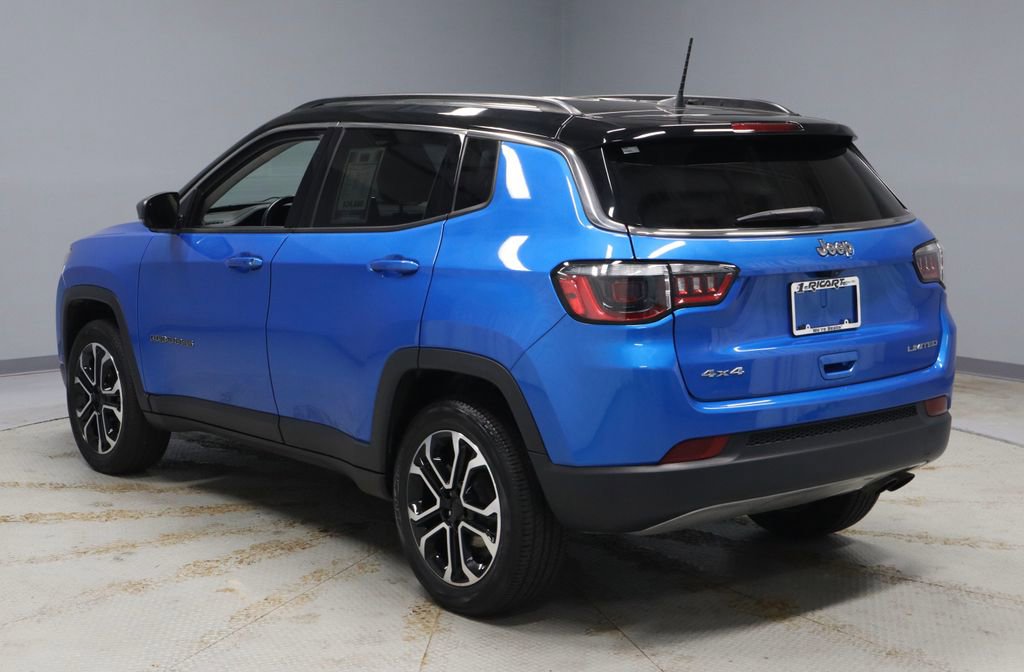Used 2022 Jeep Compass Limited image 9