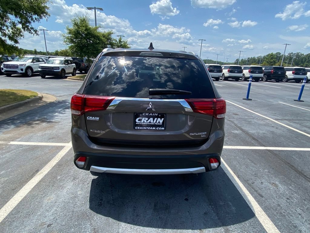 Used 2018 Mitsubishi Outlander SE FWD image 6
