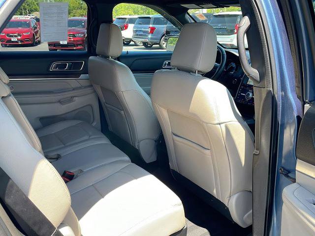 Certified 2018 Ford Explorer Limited w/ Equipment Group 301A AWD/4WD image 26