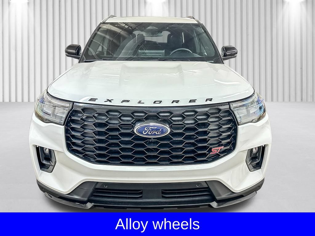 Certified 2025 Ford Explorer ST AWD/4WD image 14