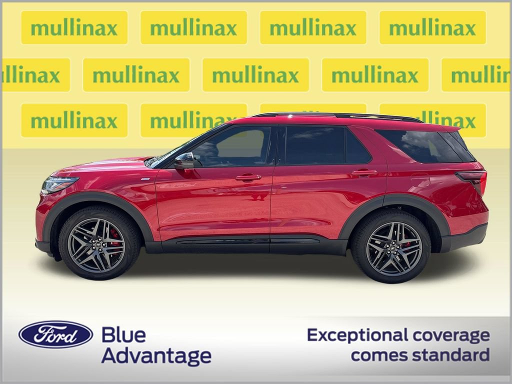 Certified 2025 Ford Explorer ST-Line w/ Premium Package RWD image 14