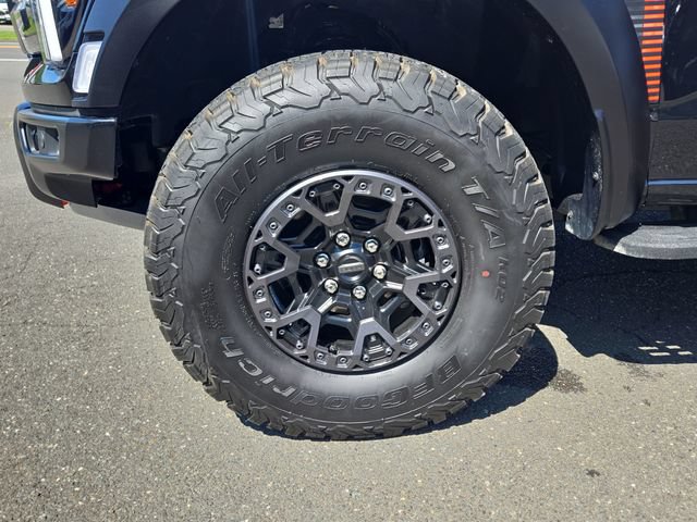 Certified 2025 Ford F150 Raptor w/ Equipment Group 803A Raptor R AWD/4WD image 29