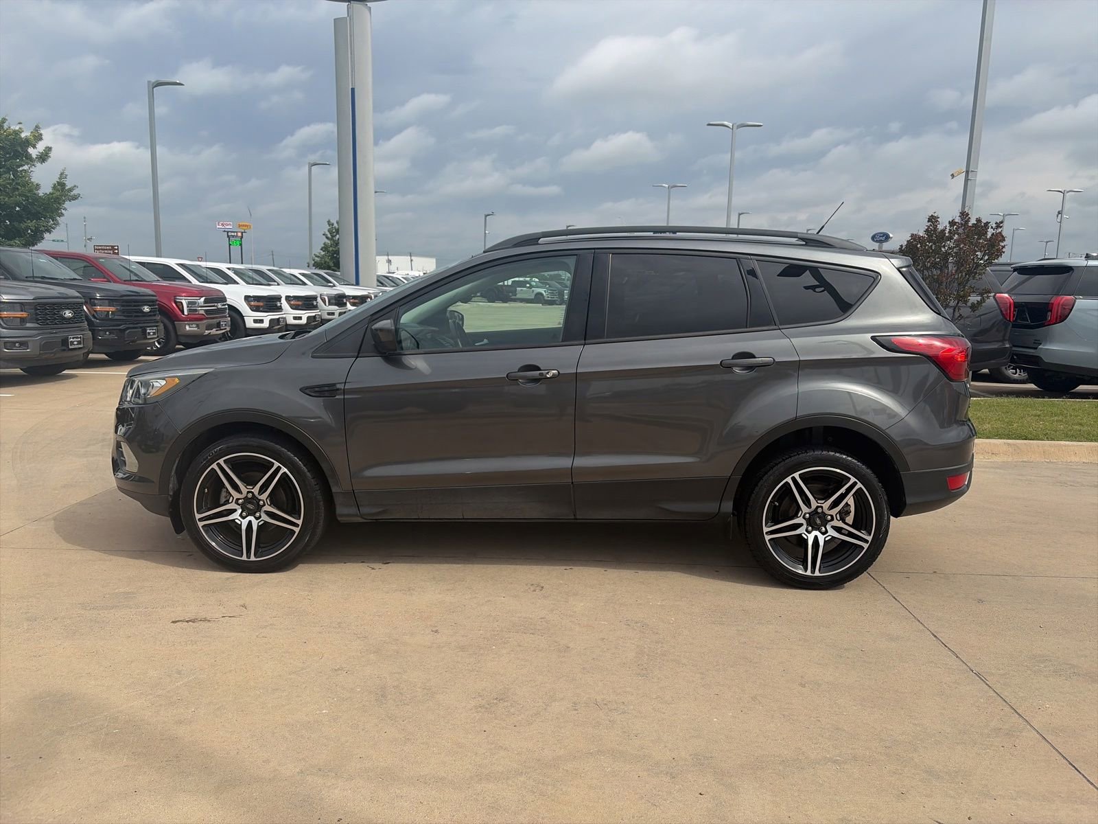 Certified 2019 Ford Escape SEL FWD video 2