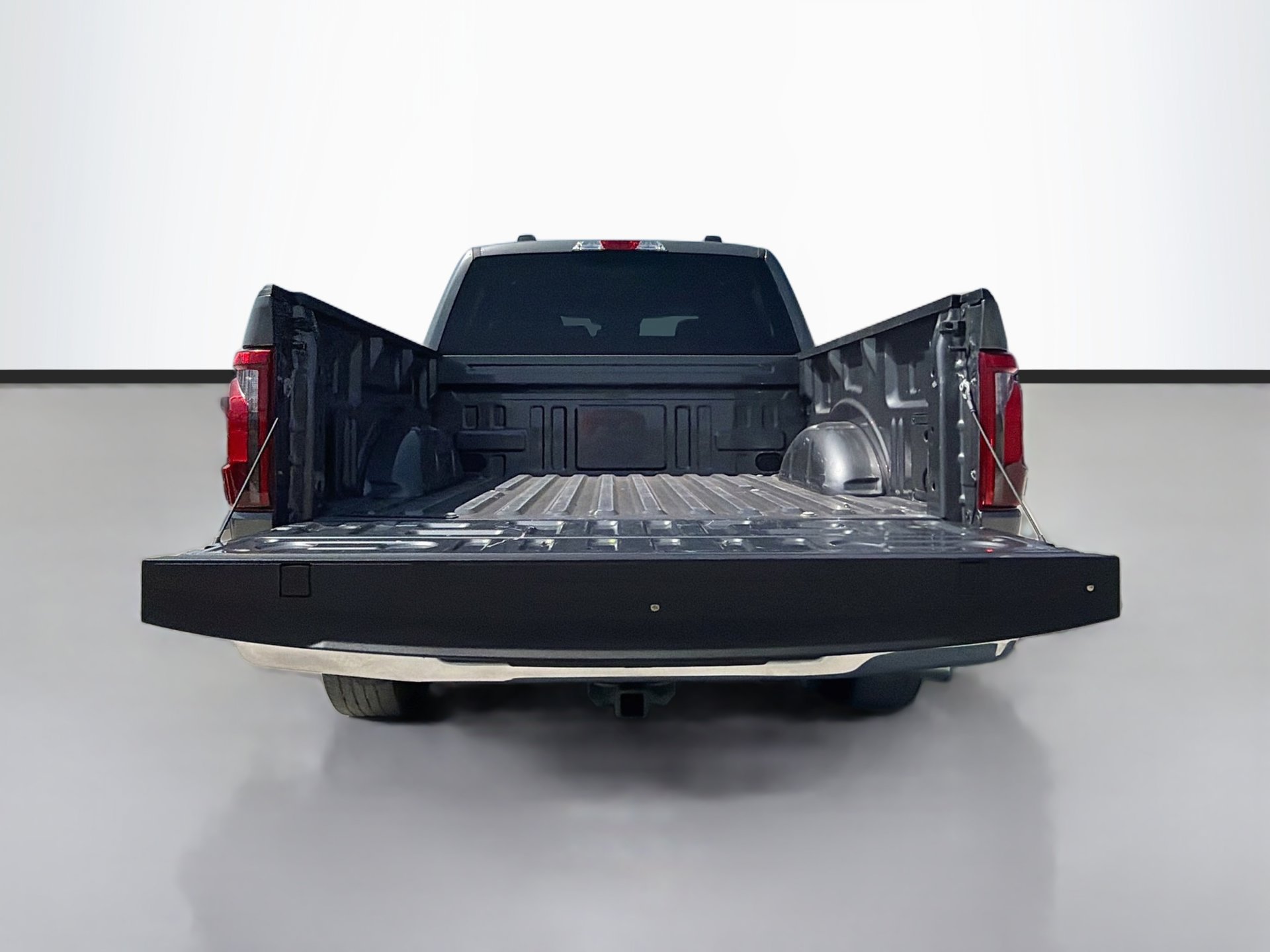 Certified 2024 Ford F150 XLT w/ Mobile Office Package RWD image 29