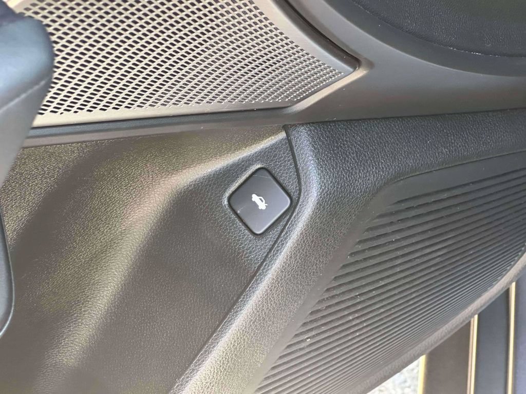 Used 2023 Acura TLX w/ Technology Package FWD image 17