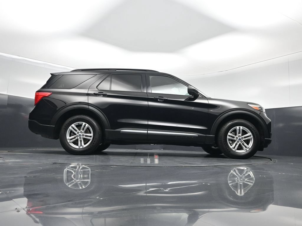 Certified 2022 Ford Explorer XLT AWD/4WD image 44