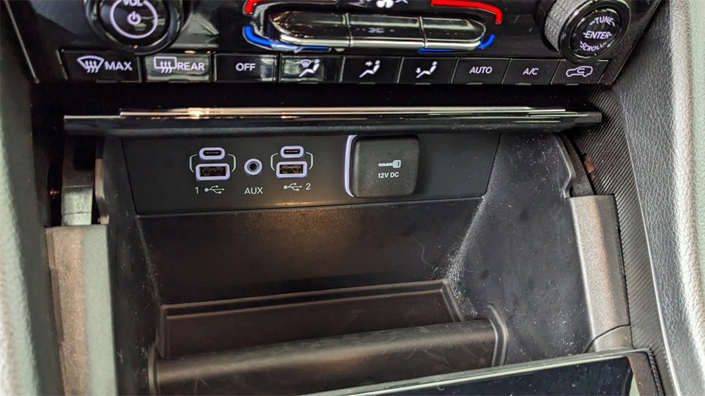 Used 2025 Jeep Grand Cherokee L Limited image 30