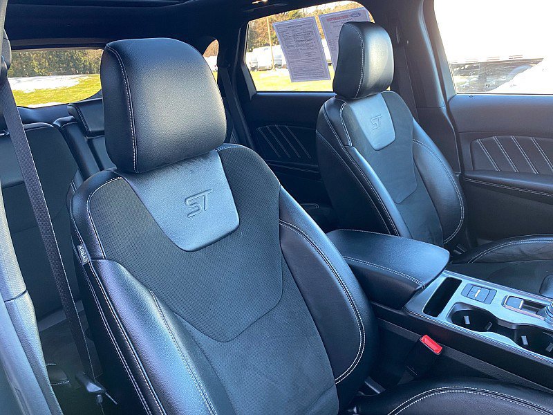 Certified 2022 Ford Edge ST w/ Equipment Group 401A image 27