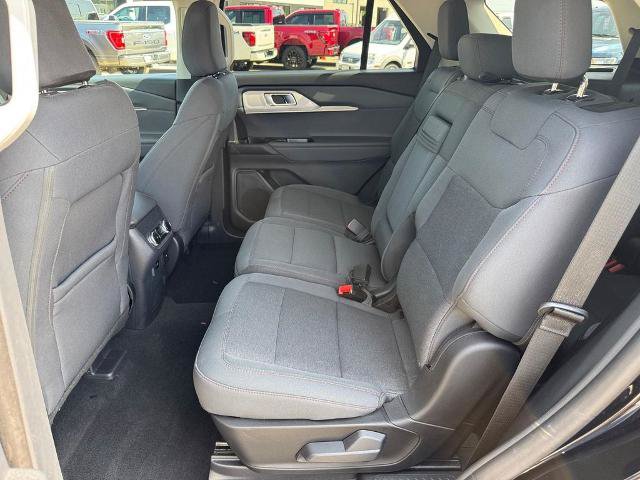 Certified 2025 Ford Explorer Active AWD/4WD image 9