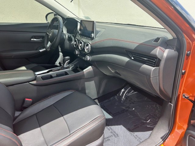 Used 2025 Nissan Sentra SR w/ SR Premium Package FWD image 8