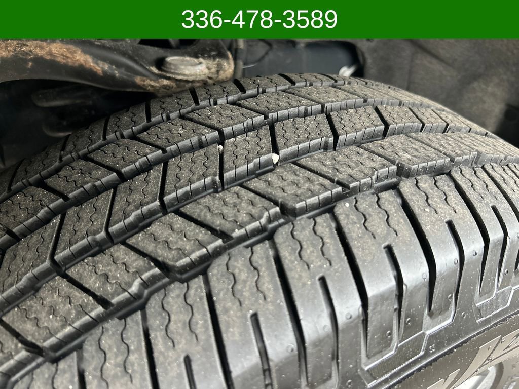 Certified 2019 Ford F150 XLT w/ Equipment Group 302A Luxury AWD/4WD image 27