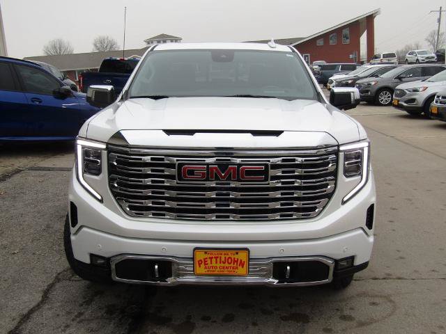 Used 2023 GMC Sierra 1500 Denali w/ Technology Package AWD/4WD image 13